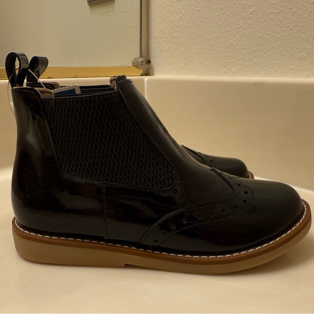 Elephantito Patent Leather Chelsea Boots
